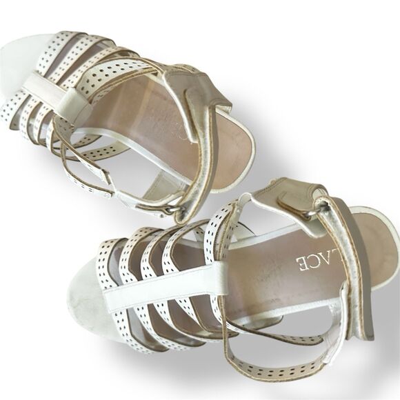 The Children’s Place Girls Perforated Gladiator Heel Sandals White Wedding Party - Picture 3 of 7